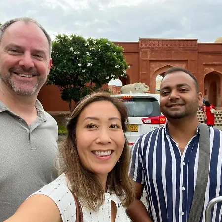 Taj Family Home Stay-2